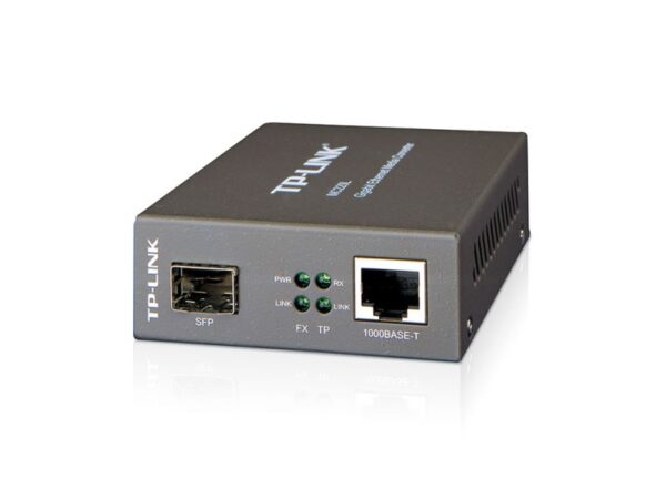 MC220L - CONVERTER 1000BPS RJ45 TO 1000MBPS SFP SLOT SUPPORTING MINIGBIC MODULE